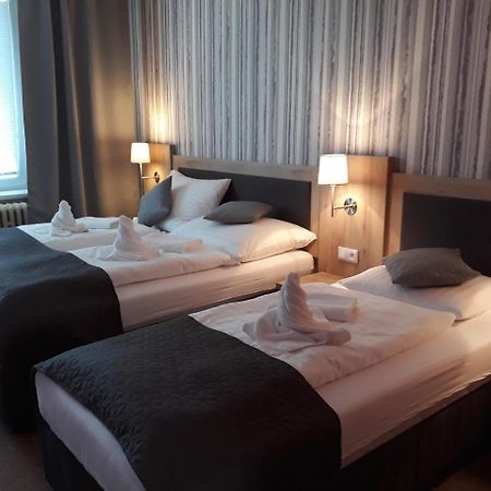 Hotel Rozvoj Klatovy Extérieur photo