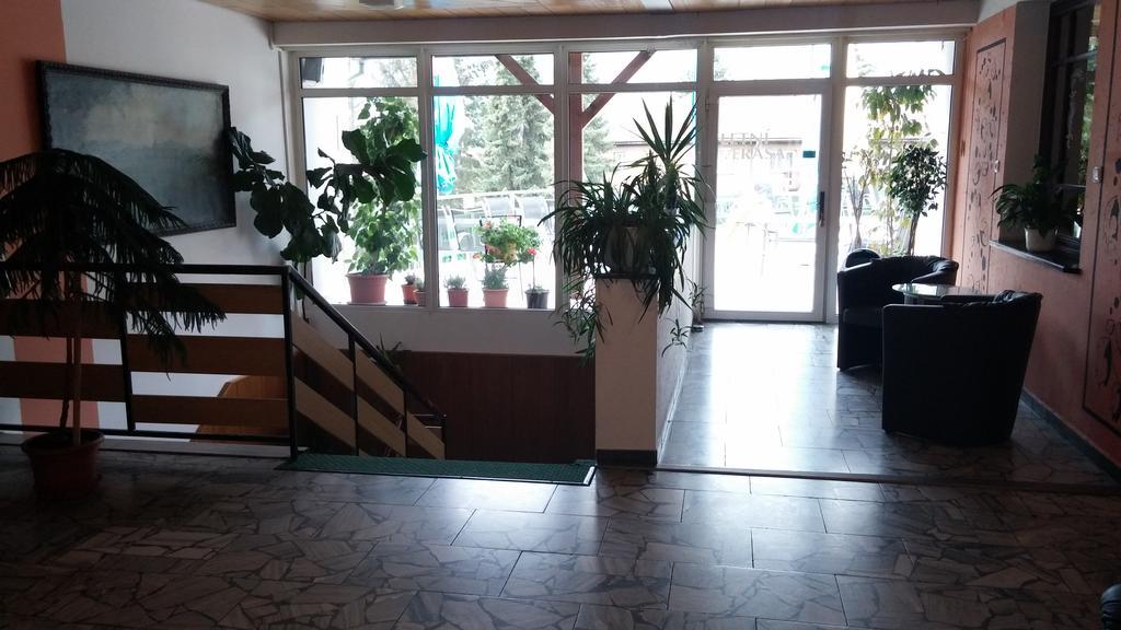 Hotel Rozvoj Klatovy Extérieur photo